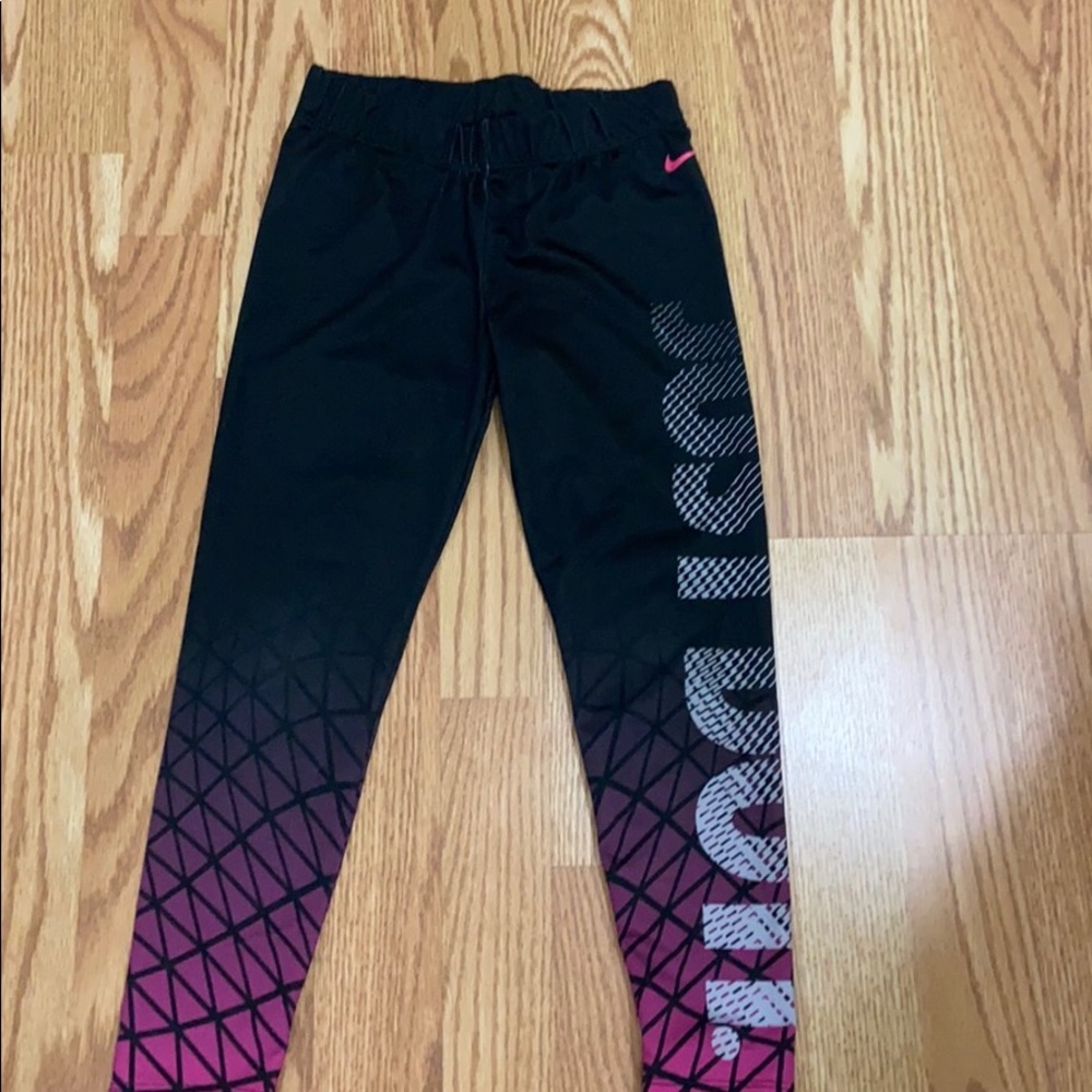 Girls NIKE leggings